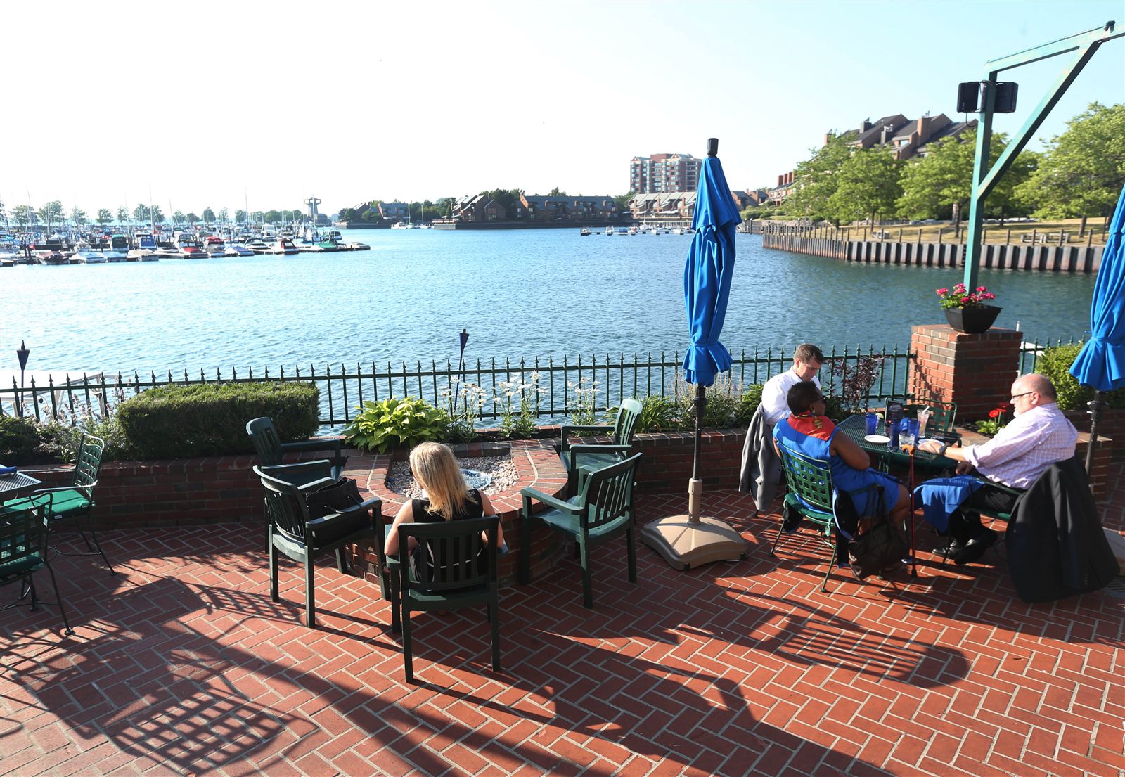 Dock-and-dine, a sailor's delight (copy) Templeton landing